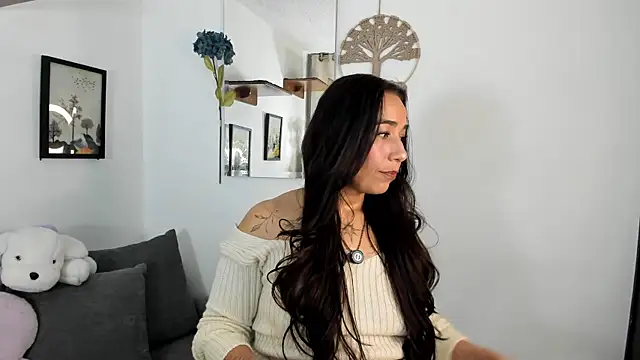 electra hunt online show from July 18, 2026, 1:47 am