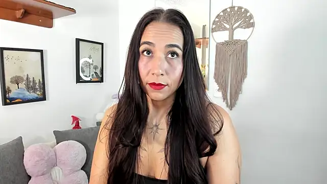 electra hunt online show from July 5, 2026, 1:43 am