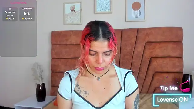 Snapshot of NIKI_SANTANA chatting on March 4, 2025, 3:55 am NIKI SANTANA online show from March 4, 2025, 3:55 am
