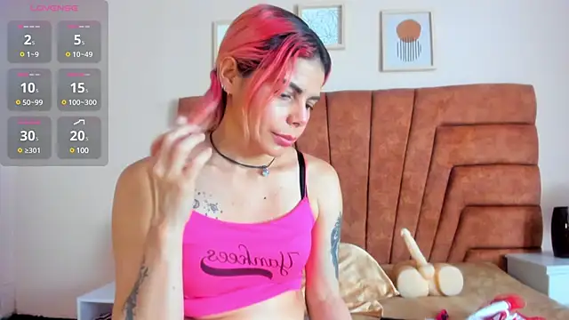 Snapshot of NIKI_SANTANA chatting on March 3, 2025, 4:00 am NIKI SANTANA online show from March 3, 2025, 4:00 am