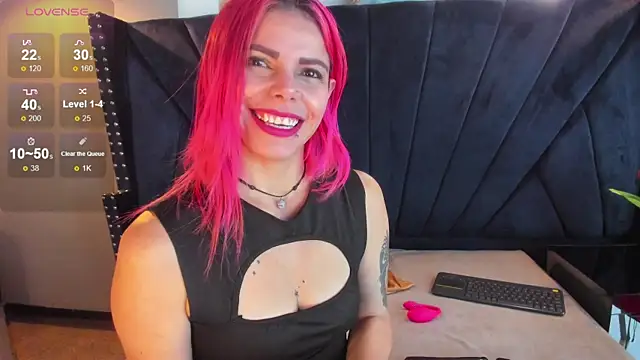 Snapshot of NIKI_SANTANA chatting on September 29, 2025, 3:57 am NIKI SANTANA online show from September 29, 2025, 3:57 am