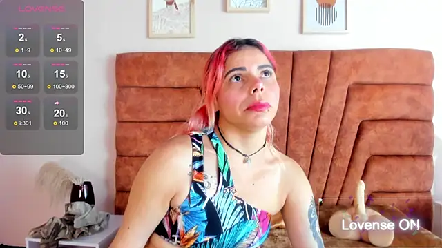 Snapshot of NIKI_SANTANA chatting on February 26, 2025, 4:30 am NIKI SANTANA online show from February 26, 2025, 4:30 am
