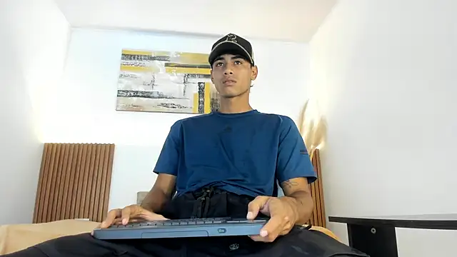 zander 2120 online show from March 28, 2026, 2:07 pm