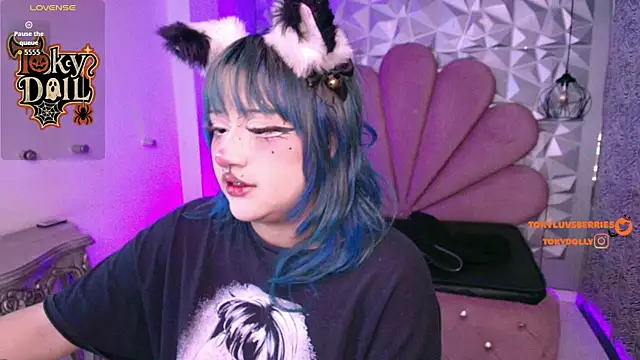 toky doll online show from October 29, 2025, 8:19 pm