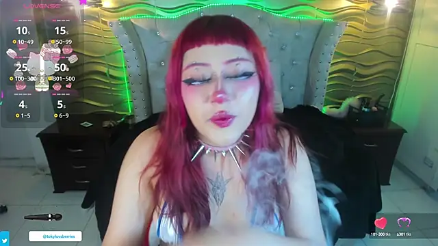 Snapshot of toky_doll chatting on January 22, 2025, 8:17 pm toky doll online show from January 22, 2025, 8:17 pm