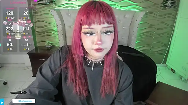 Snapshot of toky_doll chatting on January 21, 2025, 10:51 pm toky doll online show from January 21, 2025, 10:51 pm