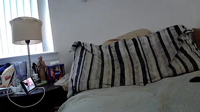 Hand69someguy online show from May 12, 2026, 8:48 pm