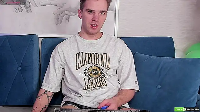 Snapshot of ArthurWhitee chatting on March 19, 2025, 3:41 am ArthurWhitee online show from March 19, 2025, 3:41 am