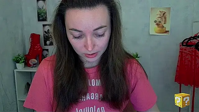  Barbie Kiss  online show from April 26, 2026, 11:18 am
