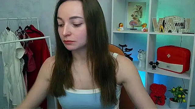  Barbie Kiss  online show from February 25, 2026, 10:04 am