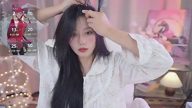 YINGTao-168 online show from September 30, 2025, 1:33 am