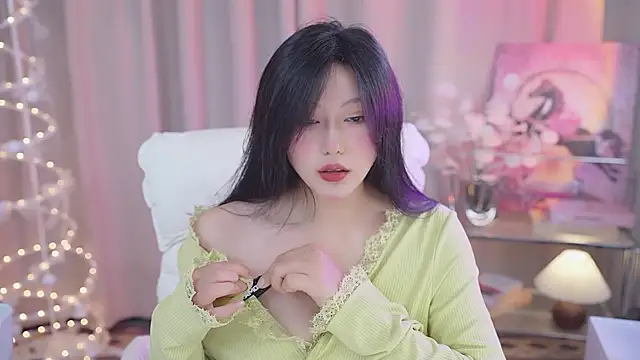 YINGTao-168 online show from September 29, 2025, 1:45 am