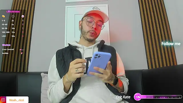Snapshot of noah_ricci chatting on February 20, 2025, 12:15 pm noah ricci online show from February 20, 2025, 12:15 pm