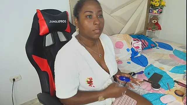 Snapshot of alanavega11 chatting on February 26, 2025, 2:38 pm alanavega11 online show from February 26, 2025, 2:38 pm