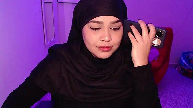 VenussTits97 online show from December 15, 2025, 11:31 pm