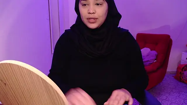 Snapshot of VenussTits97 chatting on February 4, 2026, 11:22 pm VenussTits97 online show from February 4, 2026, 11:22 pm