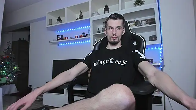 Snapshot of ToddClaytonn chatting on January 5, 2026, 5:27 pm ToddClaytonn online show from January 5, 2026, 5:27 pm