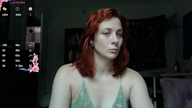 Aria Fields online show from July 29, 2026, 6:40 pm