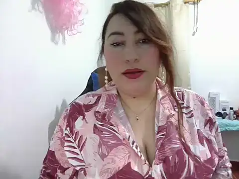catalina boobs online show from April 24, 2026, 2:46 am