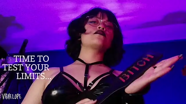 vanelope11 online show from October 15, 2025, 7:00 pm