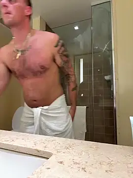 PeytonJohnn online show from October 6, 2025, 8:15 am