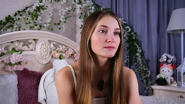 MonaEldon online show from November 28, 2025, 2:01 am