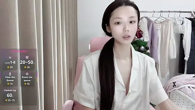Snapshot of Puff-521 chatting on April 18, 2026, 7:11 am Puff-521 online show from April 18, 2026, 7:11 am