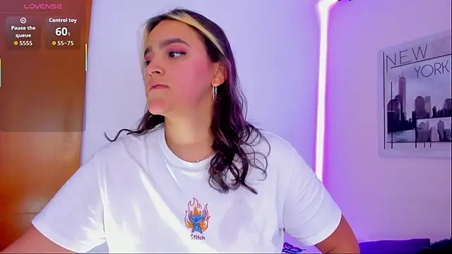 katy giil online show from October 29, 2025, 7:02 pm