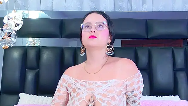 DahianaMoss online show from May 22, 2026, 12:47 pm