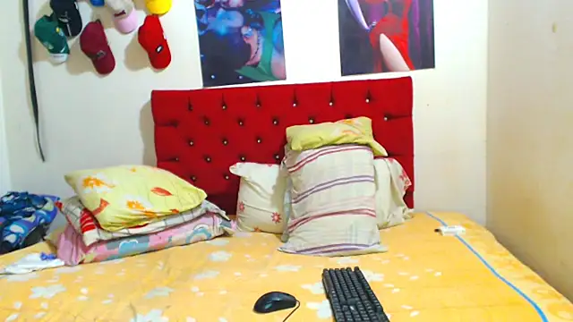 dirtycouplehot2 online show from July 8, 2026, 2:29 pm