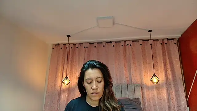 VioletaScott  online show from October 10, 2025, 1:12 pm