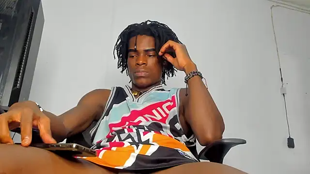 Snapshot of darwinjhonson chatting on December 12, 2024, 10:24 am darwinjhonson online show from December 12, 2024, 10:24 am