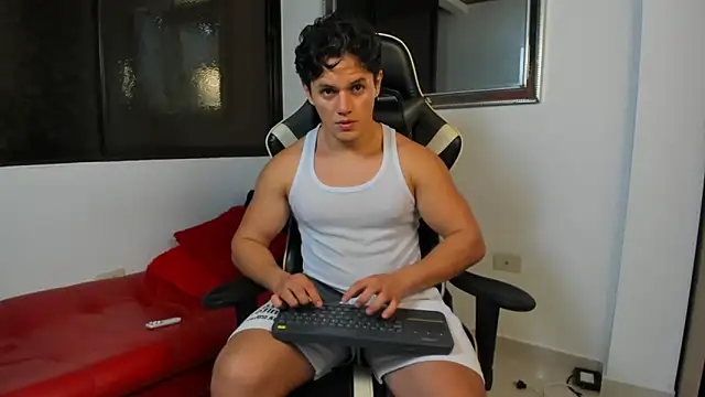 Snapshot of julian_wallace chatting on February 3, 2026, 10:26 pm julian wallace online show from February 3, 2026, 10:26 pm