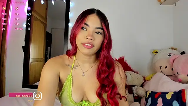 Snapshot of Lee_Ash chatting on October 14, 2025, 6:03 am Lee Ash online show from October 14, 2025, 6:03 am