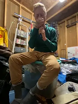 bentoverblonde online show from October 24, 2025, 4:28 pm