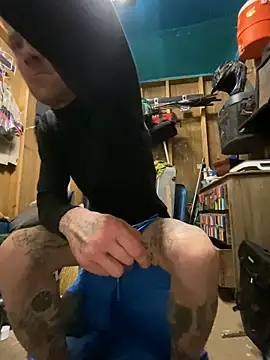 bentoverblonde online show from November 2, 2025, 3:00 am