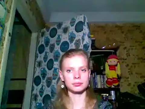 SexyAndYunge online show from December 2, 2024, 1:30 pm