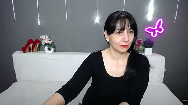 LiluGrants online show from April 19, 2026, 6:32 pm