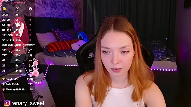 Snapshot of renary_sweet chatting on January 11, 2025, 11:35 pm renary sweet online show from January 11, 2025, 11:35 pm
