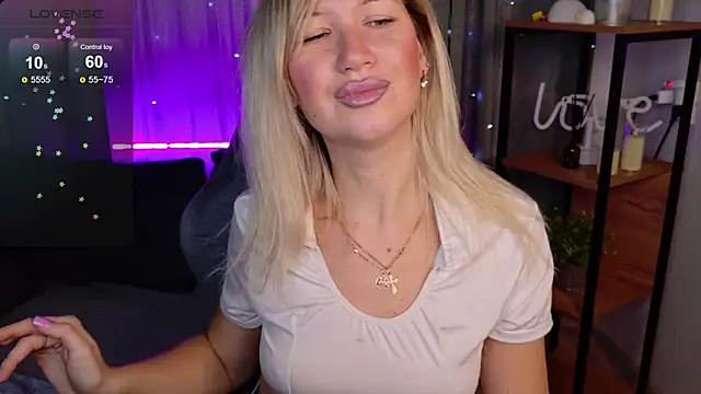 Snapshot of MilaBott chatting on November 13, 2025, 8:13 pm MilaBott online show from November 13, 2025, 8:13 pm