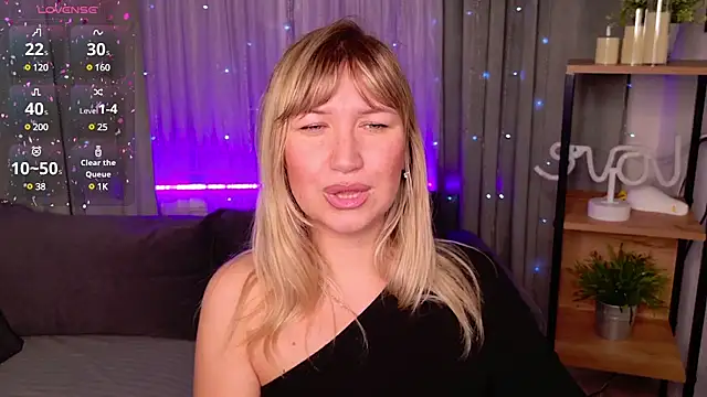 Snapshot of MilaBott chatting on February 20, 2025, 11:32 pm MilaBott online show from February 20, 2025, 11:32 pm
