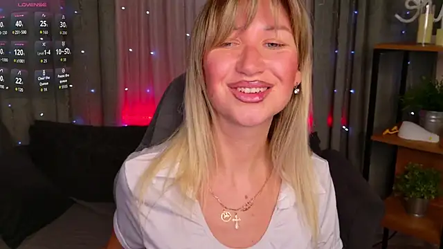 Snapshot of MilaBott chatting on April 14, 2026, 7:19 pm MilaBott online show from April 14, 2026, 7:19 pm