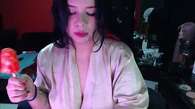 Snapshot of MaggaCass chatting on January 25, 2025, 10:39 pm MaggaCass online show from January 25, 2025, 10:39 pm