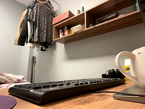 Snapshot of themany29 chatting on December 19, 2025, 3:25 pm themany29 online show from December 19, 2025, 3:25 pm