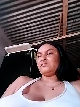 Snapshot of Horny-Mommy-Dirty chatting on March 17, 2025, 10:40 pm Horny-Mommy-Dirty online show from March 17, 2025, 10:40 pm