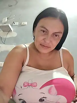Snapshot of Horny-Mommy-Dirty chatting on October 1, 2025, 3:33 am Horny-Mommy-Dirty online show from October 1, 2025, 3:33 am