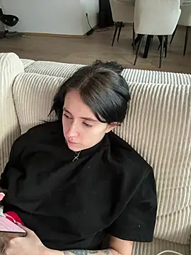 Lena Lang online show from March 15, 2026, 2:24 pm