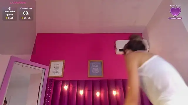 Beautifulskinny18 online show from March 21, 2026, 8:02 pm