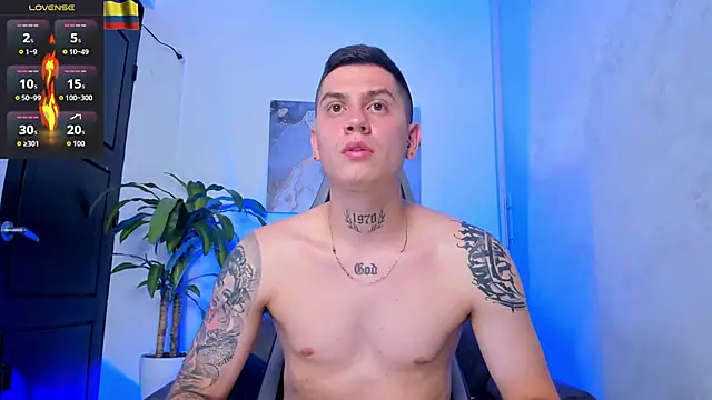 Snapshot of Yeiko_Romero_ chatting on February 4, 2026, 5:24 am Yeiko Romero online show from February 4, 2026, 5:24 am