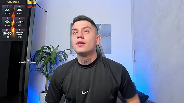 Snapshot of Yeiko_Romero_ chatting on January 17, 2026, 4:21 pm Yeiko Romero online show from January 17, 2026, 4:21 pm